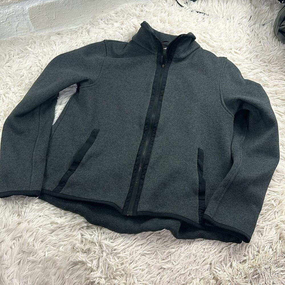 Lululemon Its Fleecing Cold Zip Up Heathered Black / Black